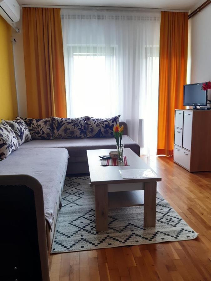 Apartman Lala Foca Cameră foto